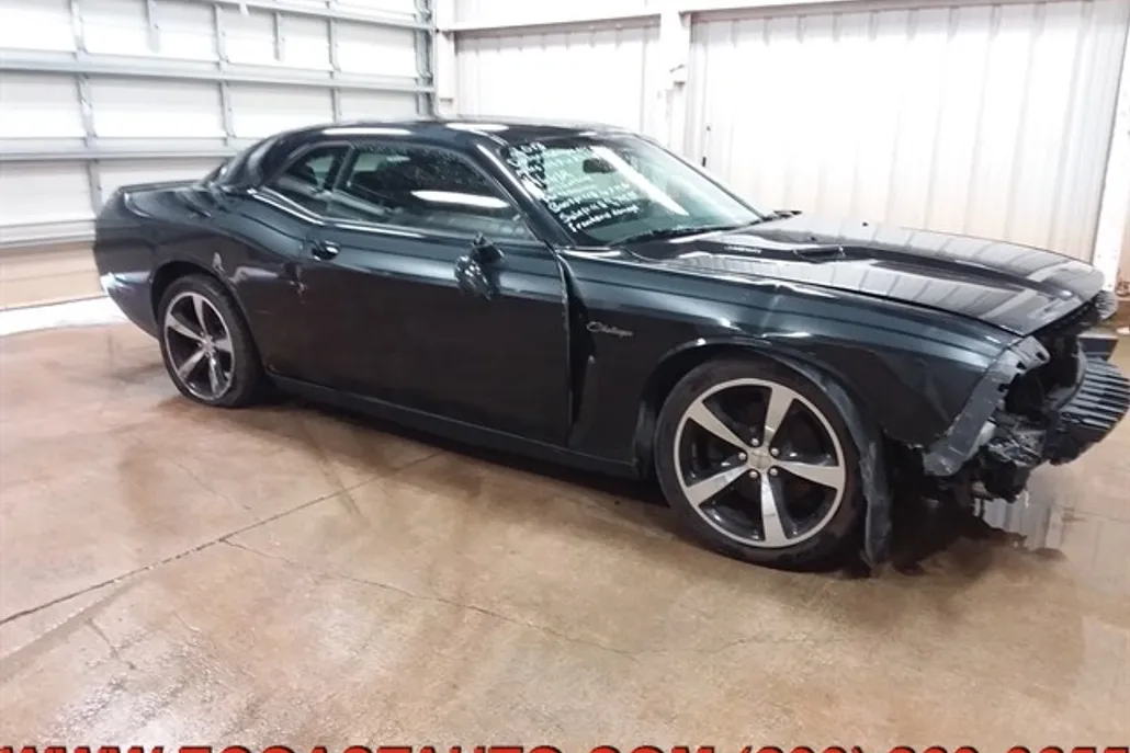 2013 Dodge Challenger R/T Classic photo 1
