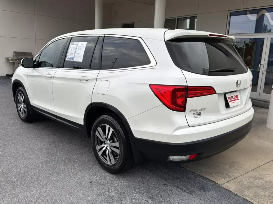 2017 Honda Pilot EX-L photo 1