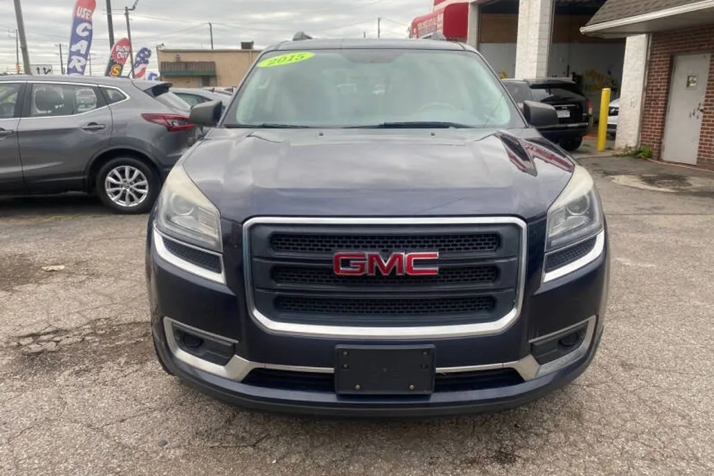 2015 Gmc Acadia SLE photo 1