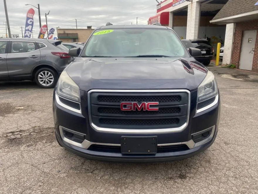 2015 Gmc Acadia SLE photo 1