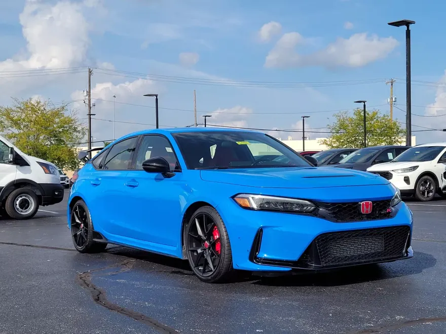 2023 Honda Civic Type R photo 1