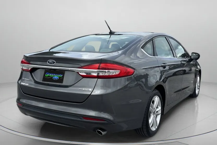 2018 Ford Fusion Hybrid S photo 1