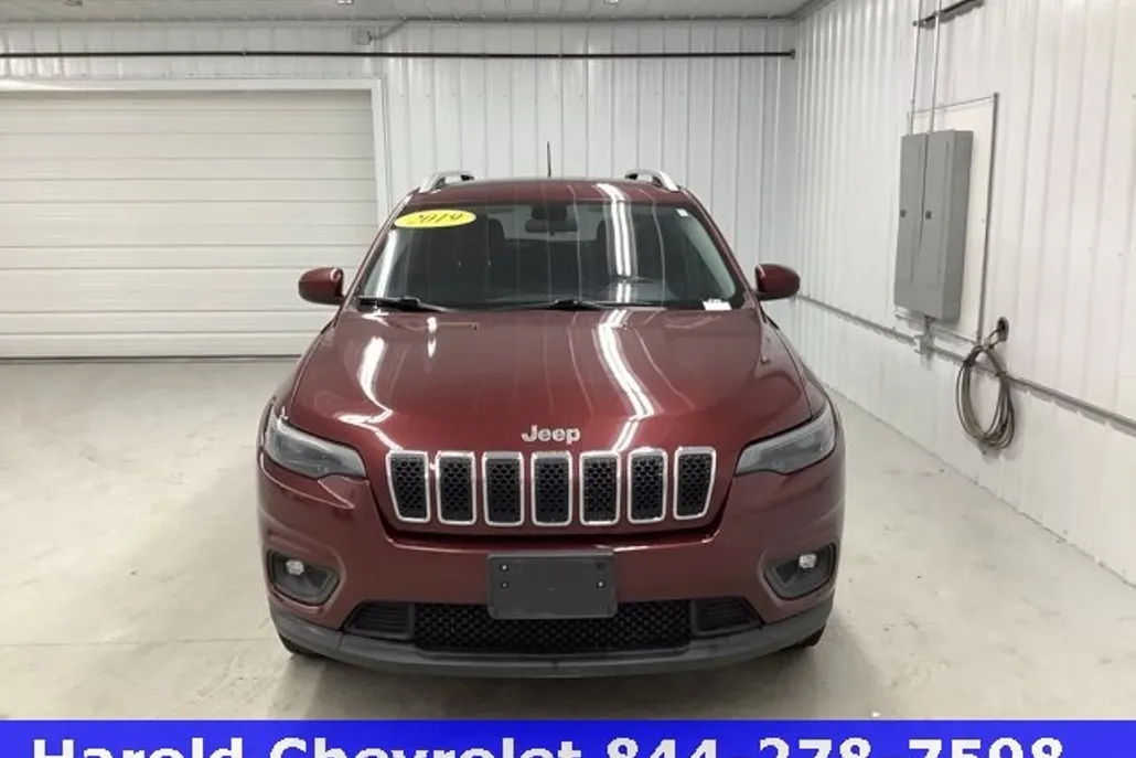2019 Jeep Cherokee Latitude photo 1