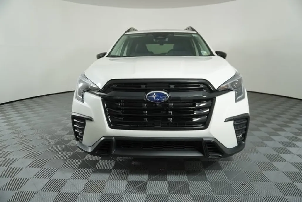 2025 Subaru Ascent Onyx Edition Touring photo 1