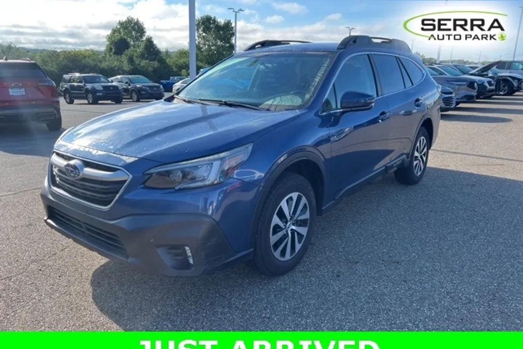 2021 Subaru Outback Premium photo 1