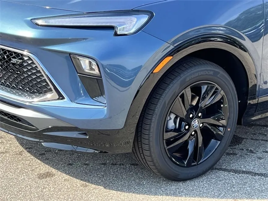 2026 Buick Encore GX Sport Touring photo 1