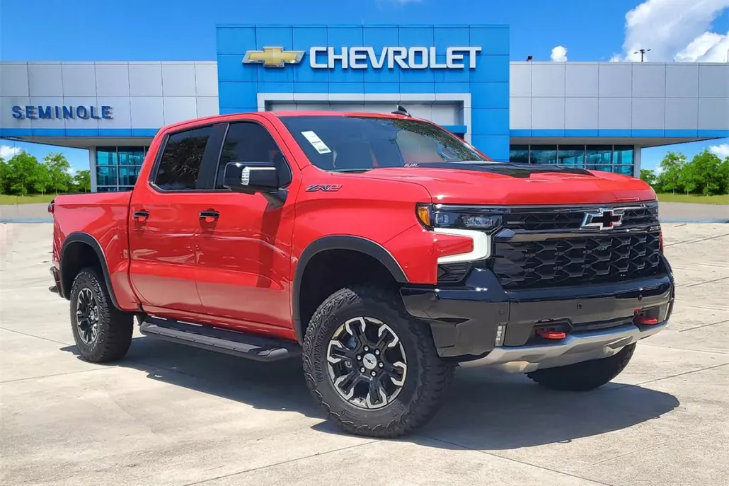 2025 Chevrolet Silverado 1500 ZR2 photo 1