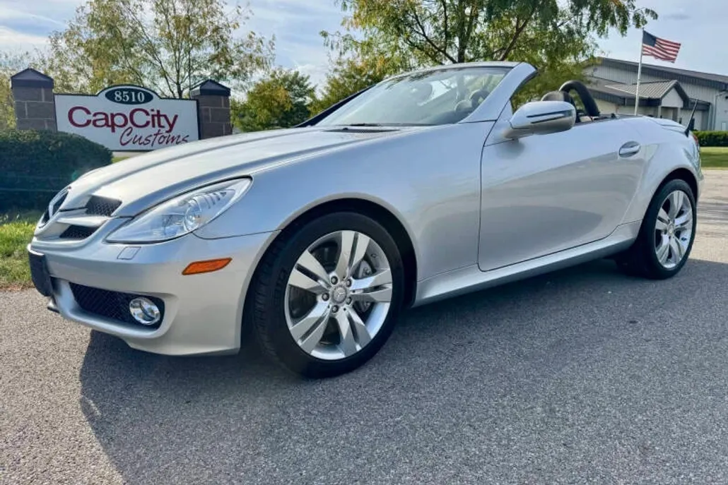 2009 Mercedes Benz SLK 350 photo 1