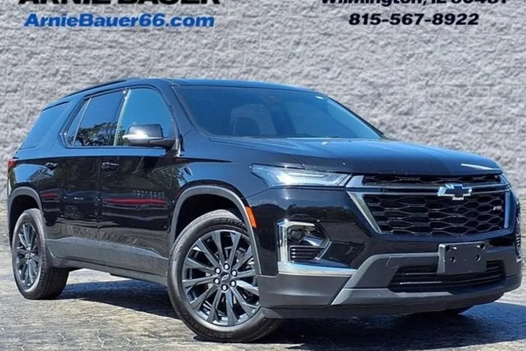 2023 Chevrolet Traverse RS photo 1
