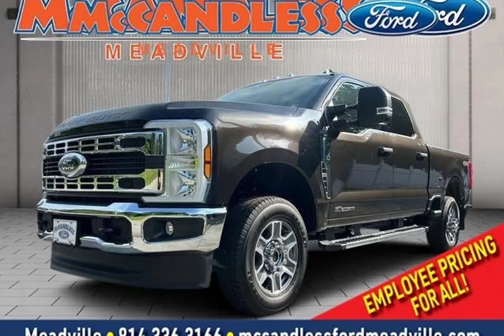 2025 Ford F-350 XLT photo 1