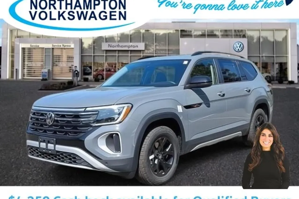 2025 Volkswagen Atlas Peak Edition SE photo 1