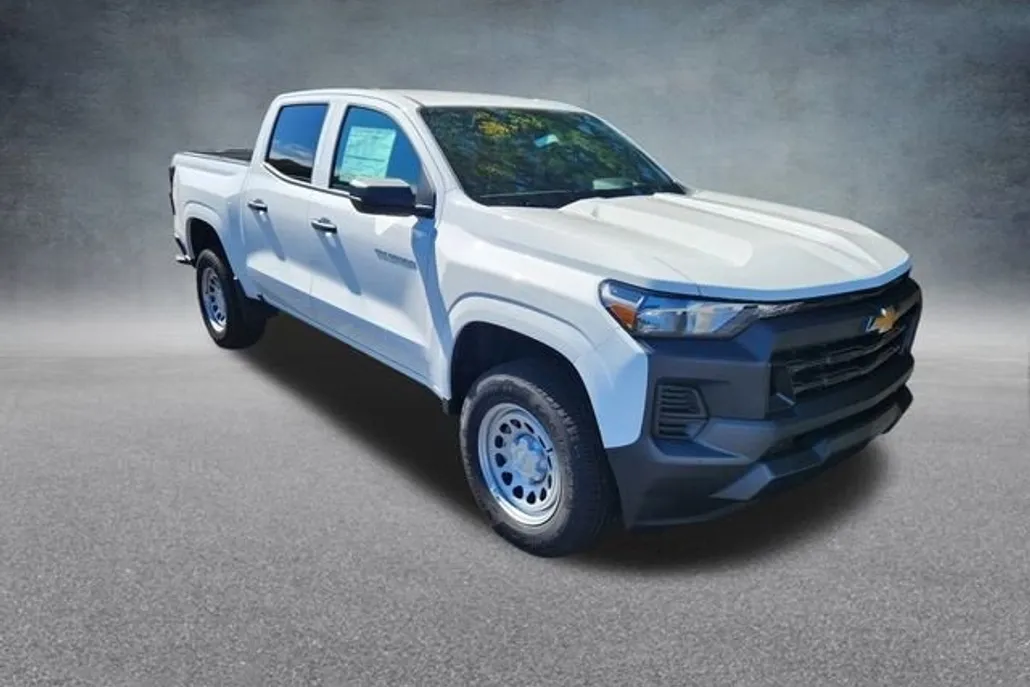 2026 Chevrolet Colorado Work Truck photo 1