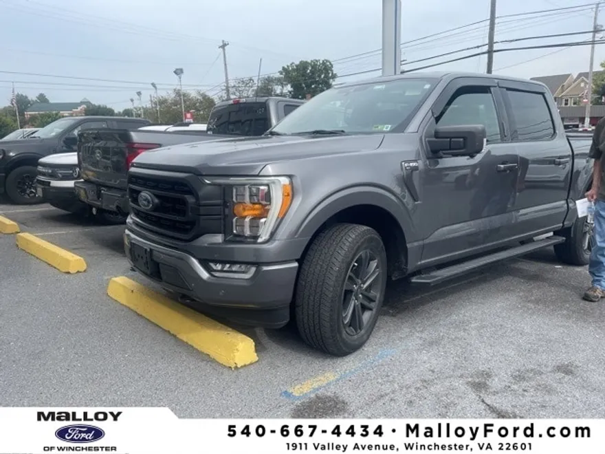 2021 Ford F-150 XLT photo 1