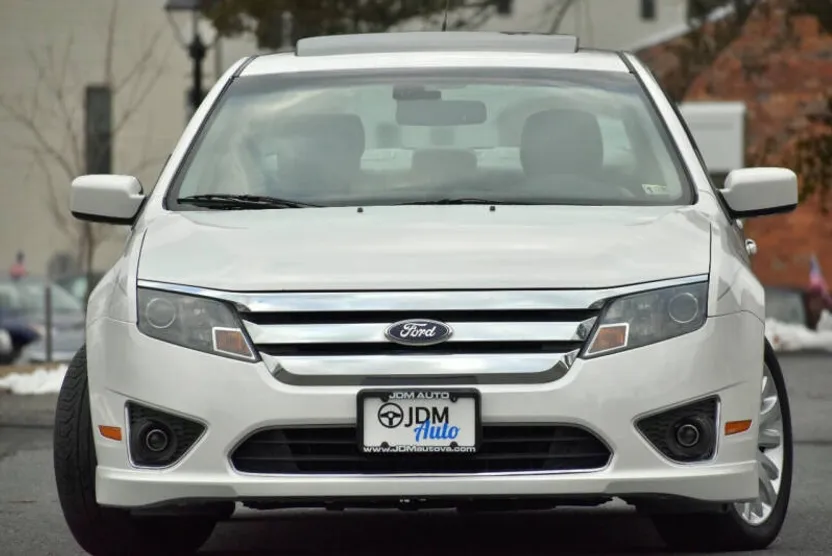 2012 Ford Fusion Hybrid photo 1