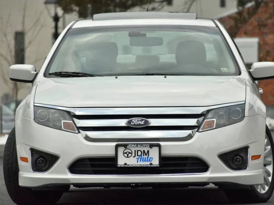 2012 Ford Fusion Hybrid photo 1