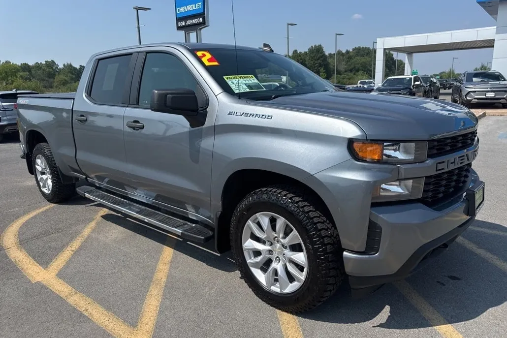 2020 Chevrolet Silverado 1500 Custom photo 1
