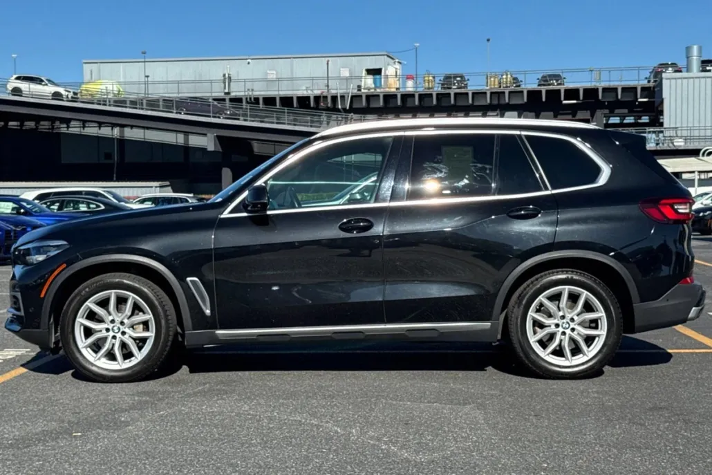 2021 Bmw X5 xDrive40i photo 1