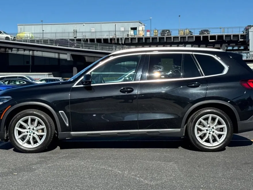 2021 Bmw X5 xDrive40i photo 1