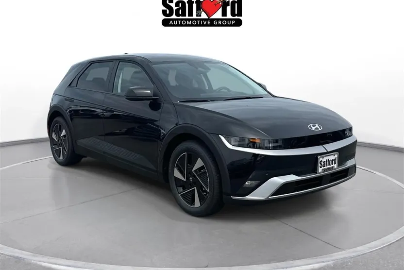 2025 Hyundai Ioniq 5 SE photo 1