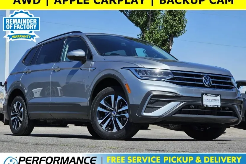 2022 Volkswagen Tiguan S photo 1
