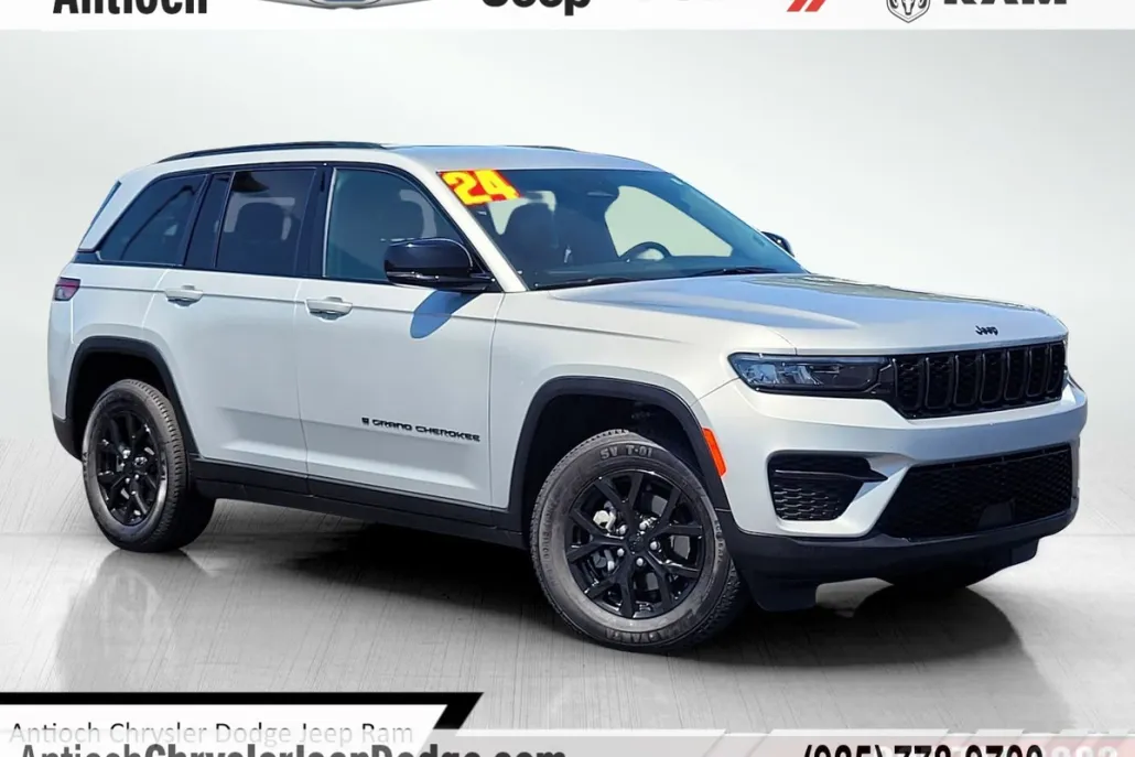 2024 Jeep Grand Cherokee Altitude photo 1