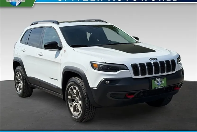 2022 Jeep Cherokee Trailhawk photo 1