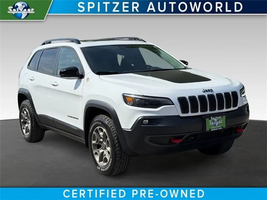 2022 Jeep Cherokee Trailhawk photo 1