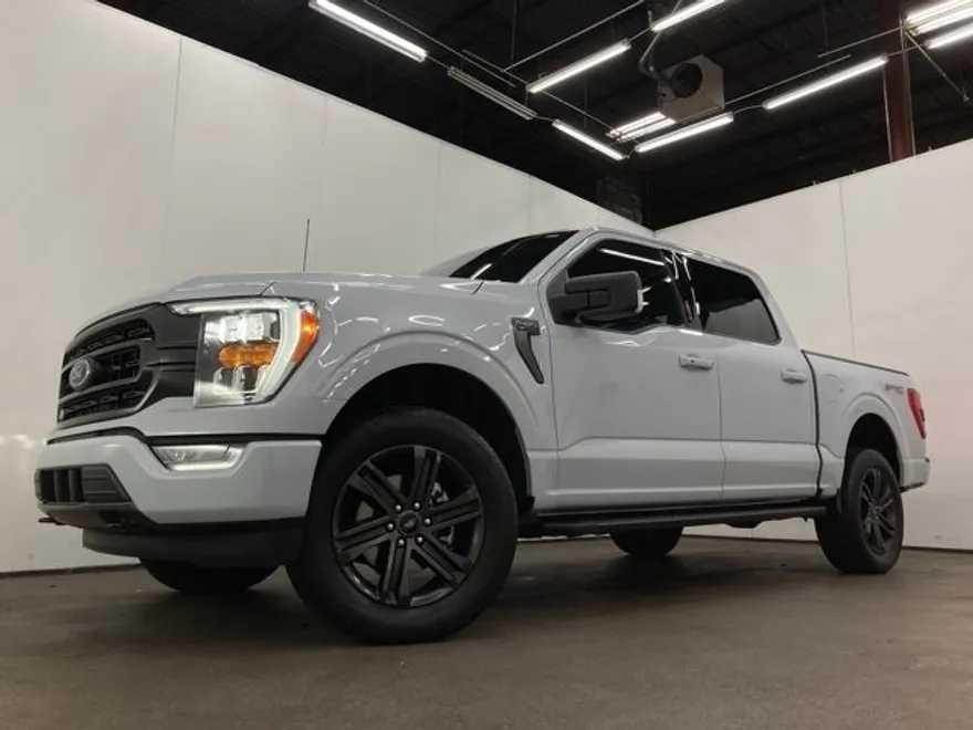 2022 Ford F-150 XLT photo 1