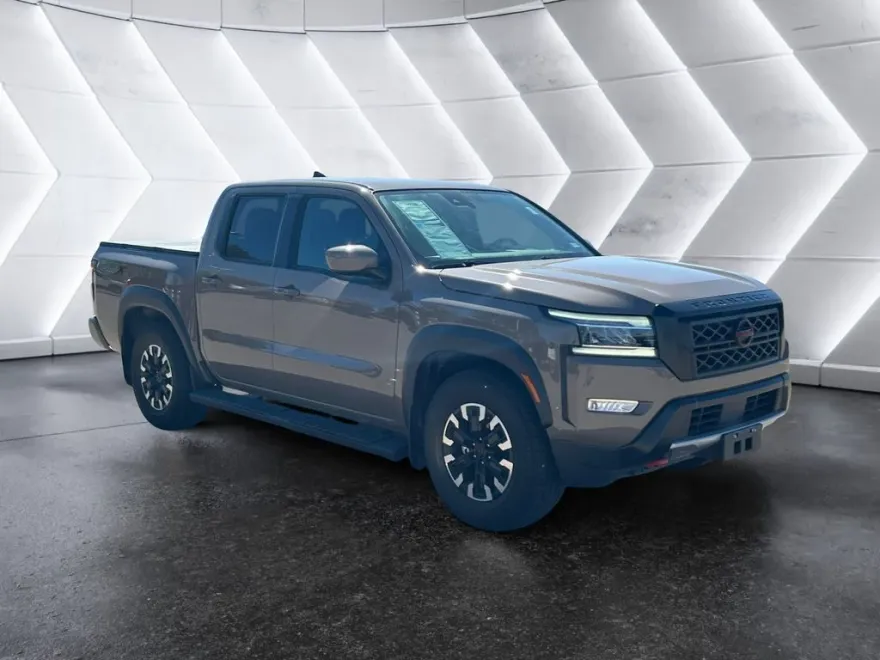 2024 Nissan Frontier PRO-X photo 1
