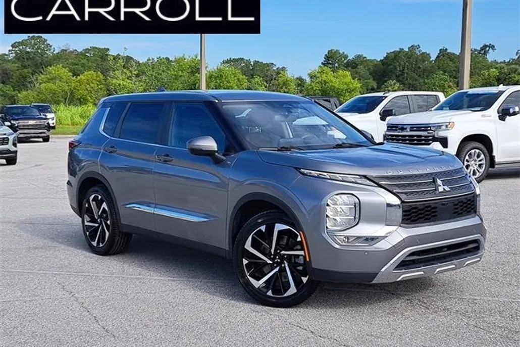 2022 Mitsubishi Outlander SE photo 1