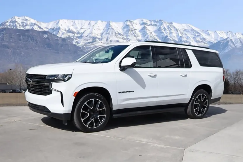 2021 Chevrolet Suburban RST photo 1