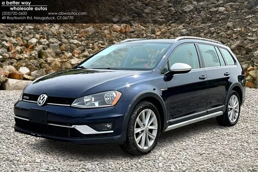 2017 Volkswagen Golf Alltrack TSI S 4Motion photo 1