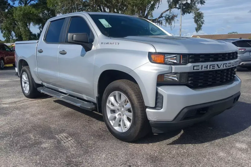 2020 Chevrolet Silverado 1500 Custom photo 1