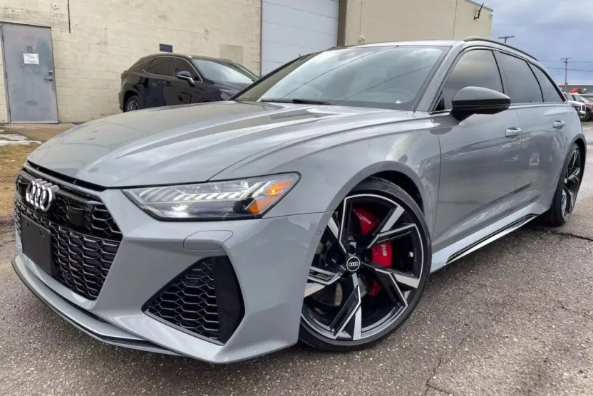 2021 Audi RS 6 Avant photo 1