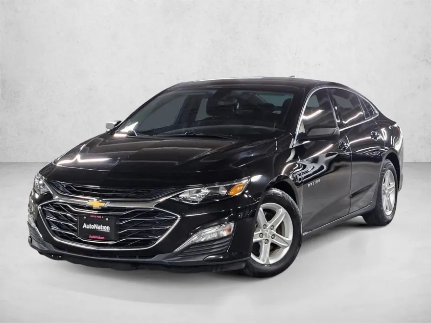 2019 Chevrolet Malibu LS photo 1