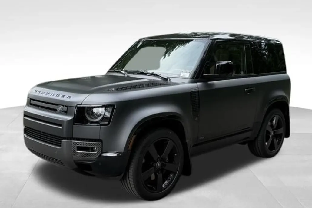 2025 Land Rover Defender 90 V8 photo 1