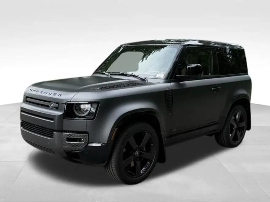 2025 Land Rover Defender 90 V8 photo 1