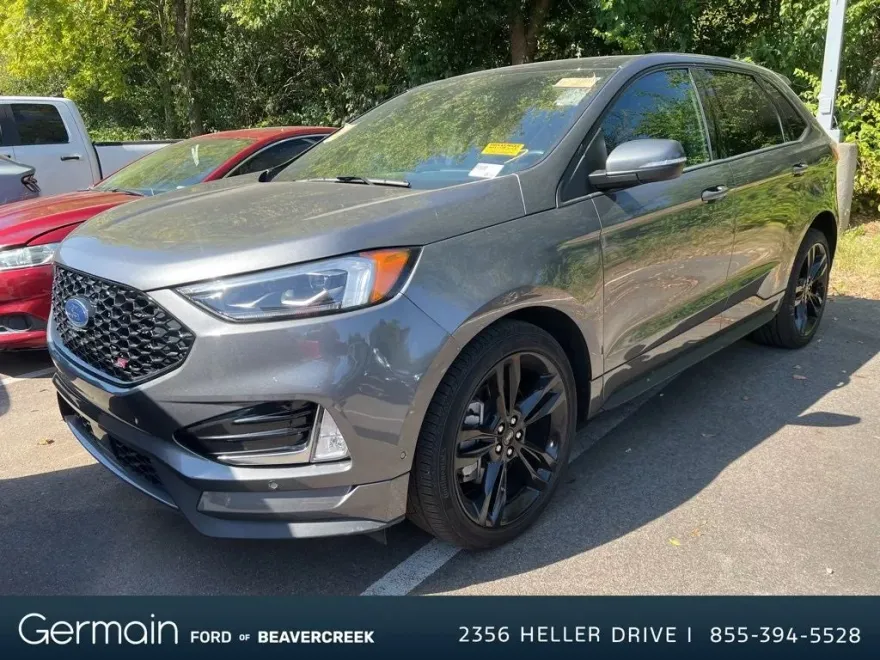 2022 Ford Edge ST photo 1