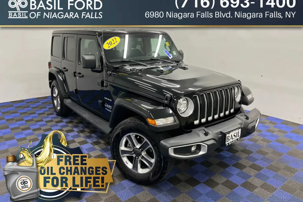 2022 Jeep Wrangler Unlimited Sahara photo 1