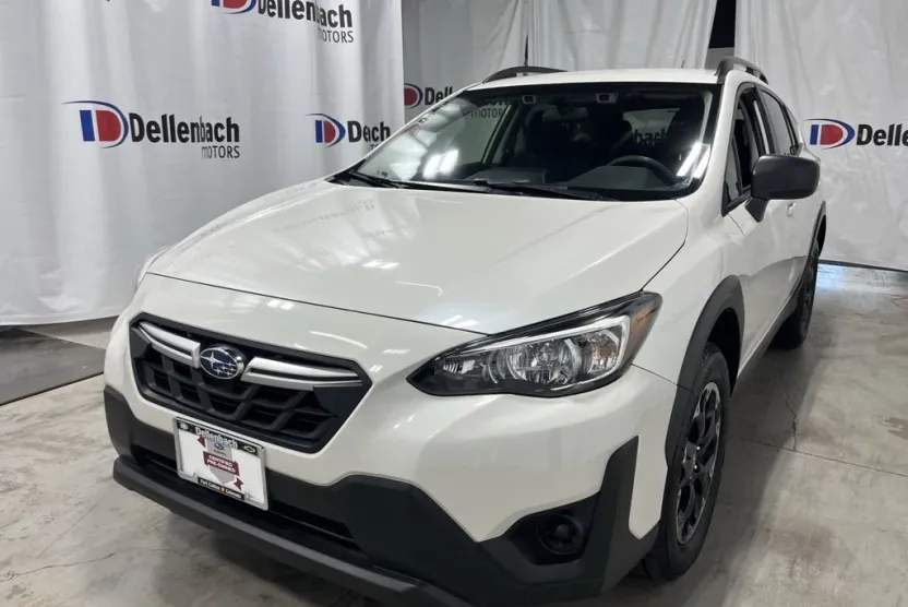 2023 Subaru Crosstrek Base photo 1
