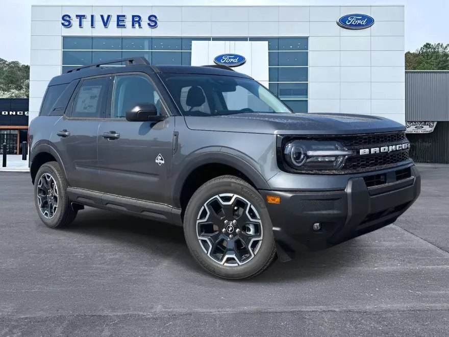 2025 Ford Bronco Sport Outer Banks photo 1