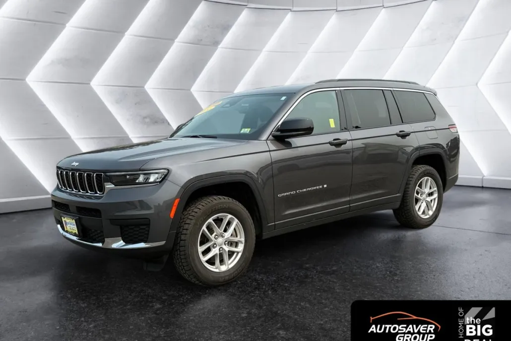 2024 Jeep Grand Cherokee Laredo photo 1