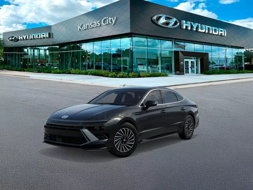 2025 Hyundai Sonata Hybrid SEL photo 1
