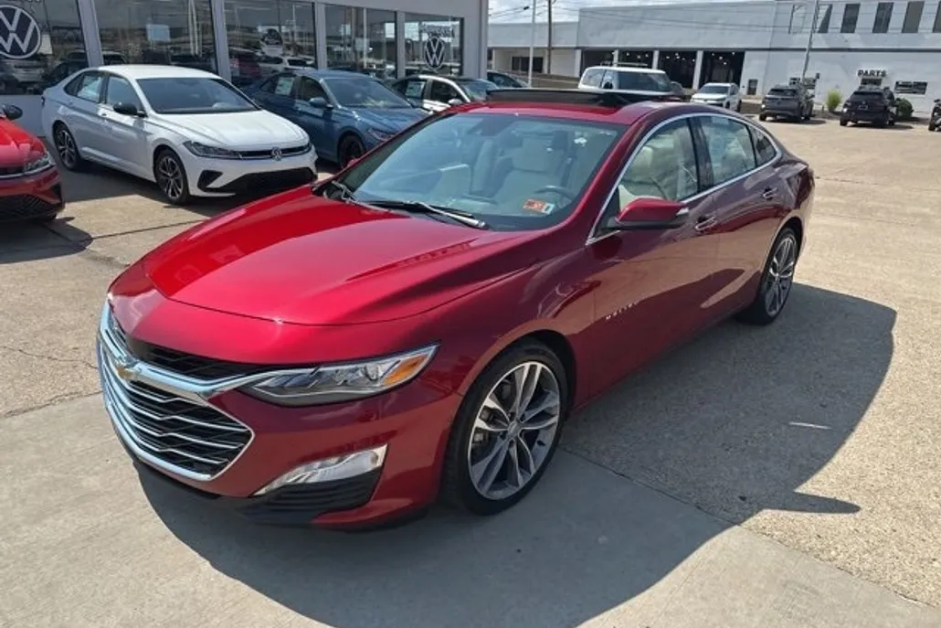2021 Chevrolet Malibu Premier photo 1