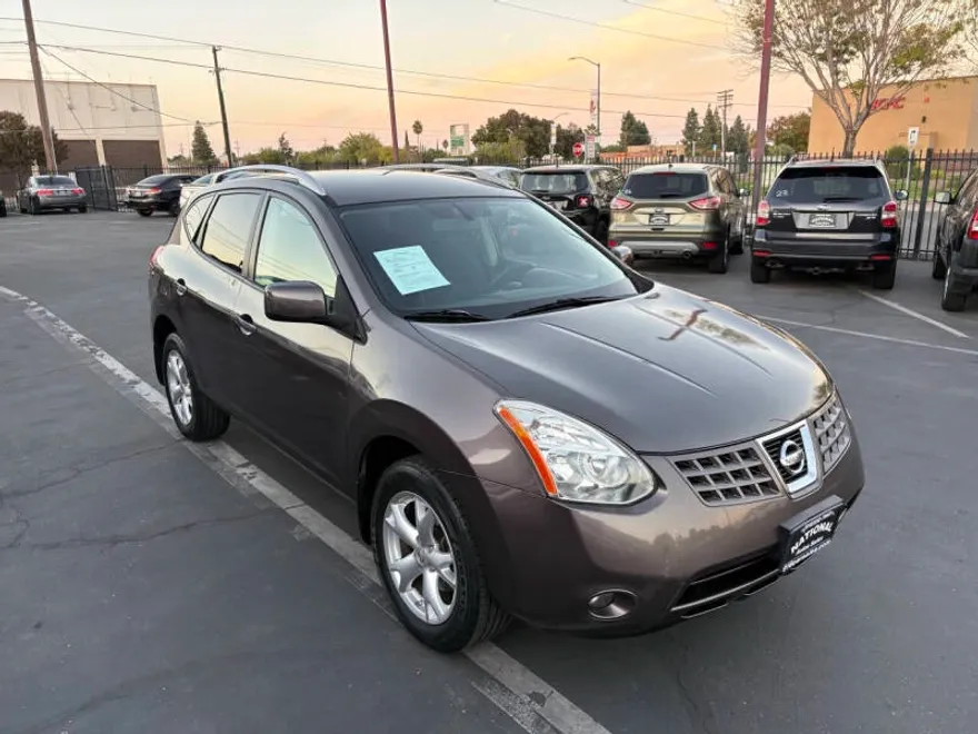 2008 Nissan Rogue SL photo 1