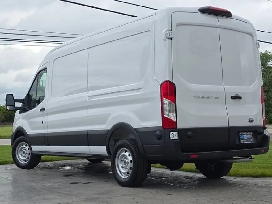 2025 Ford Transit photo 1
