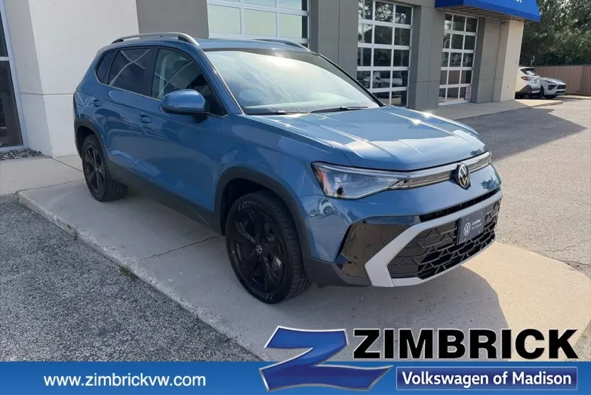 2025 Volkswagen Taos SEL photo 1