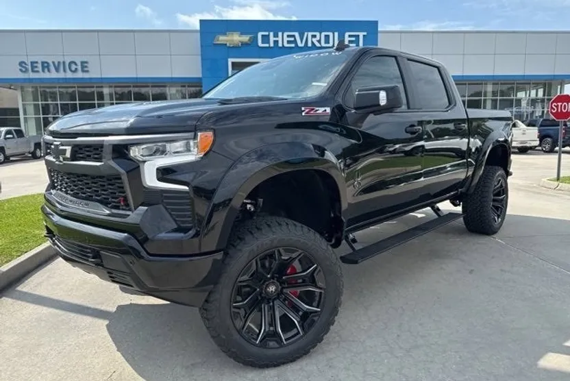 2025 Chevrolet Silverado 1500 RST photo 1