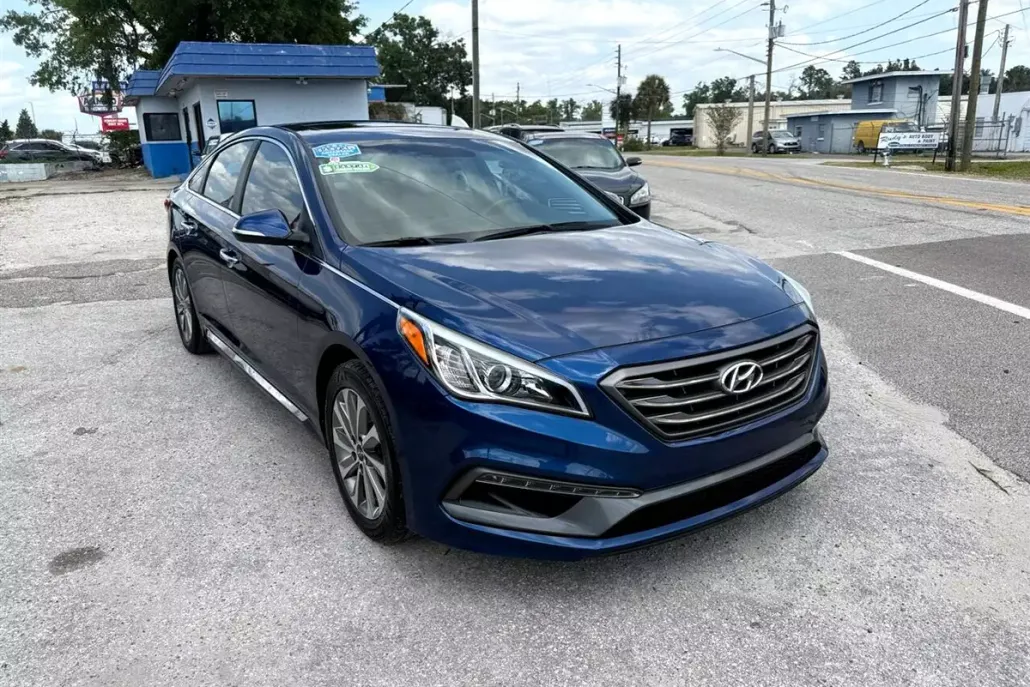 2017 Hyundai Sonata Sport photo 1