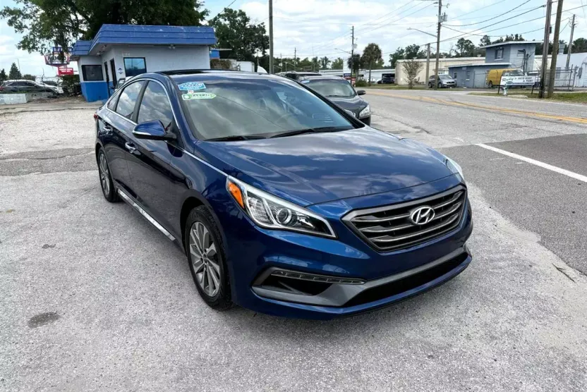 2017 Hyundai Sonata Sport photo 1